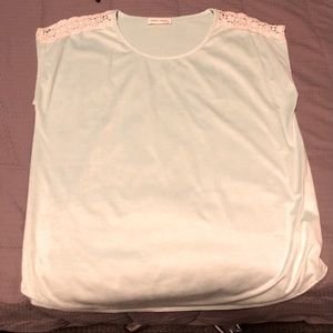 Short sleeve shirt